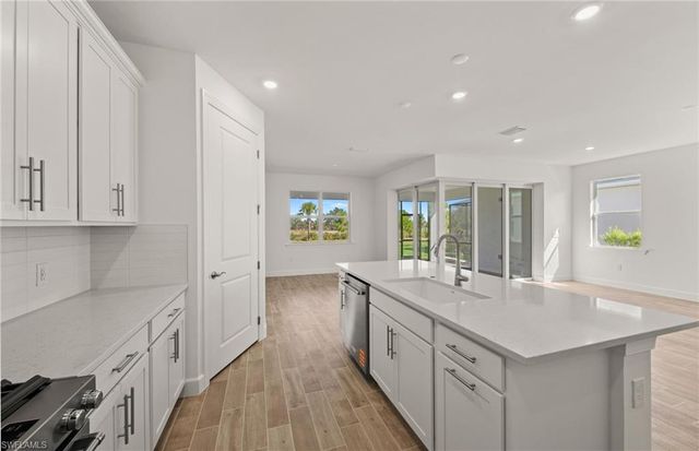 12416 Basalt LN, Alva, FL 33920