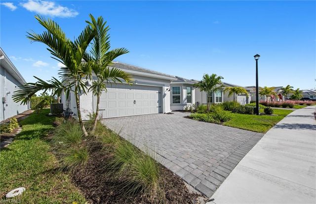 12416 Basalt LN, Alva, FL 33920
