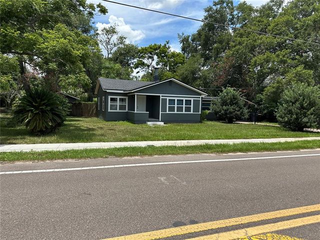 6127 CREWS LAKE RD, Lakeland, FL 33812