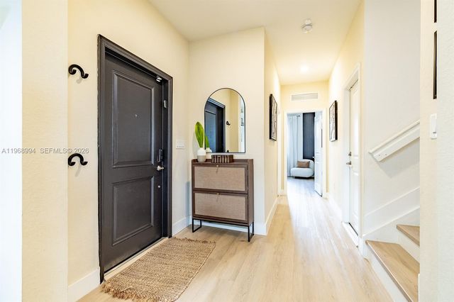 2370 NW 131st Cir, Miami, FL 33167