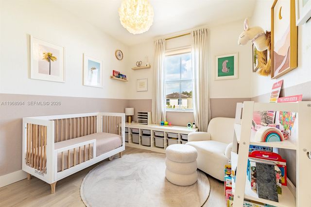 2370 NW 131st Cir, Miami, FL 33167