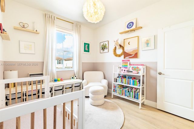 2370 NW 131st Cir, Miami, FL 33167