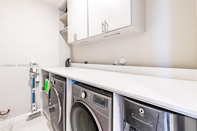 2370 NW 131st Cir, Miami, FL 33167