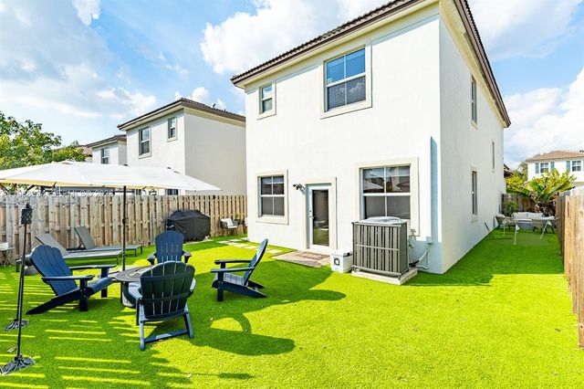 2370 NW 131st Cir, Miami, FL 33167