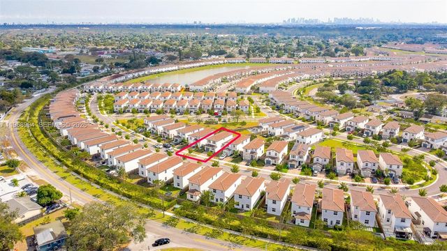 2370 NW 131st Cir, Miami, FL 33167