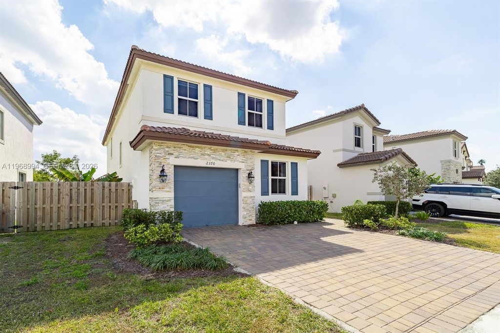 2370 NW 131st Cir, Miami, FL 33167