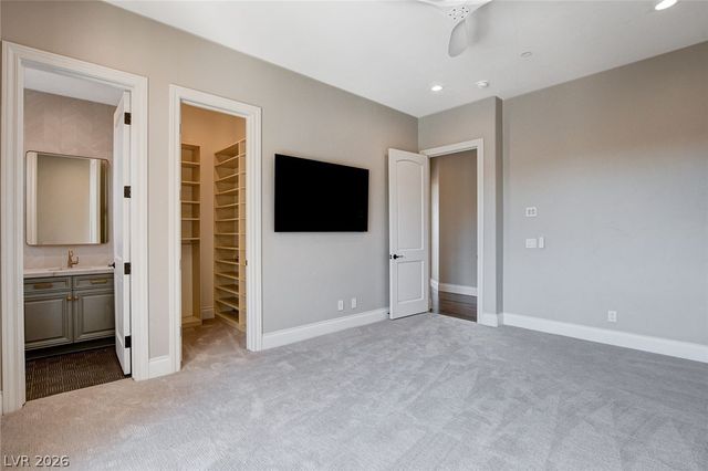 84 Kittansett Loop, Henderson, NV 89052