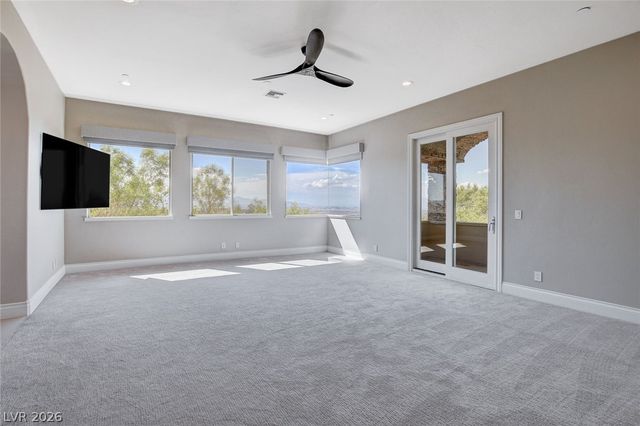 84 Kittansett Loop, Henderson, NV 89052