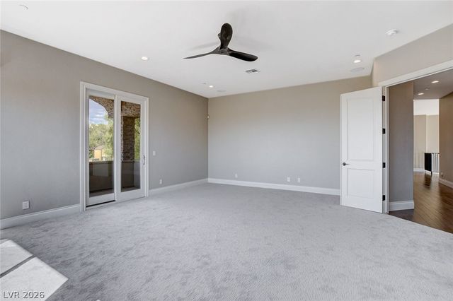 84 Kittansett Loop, Henderson, NV 89052