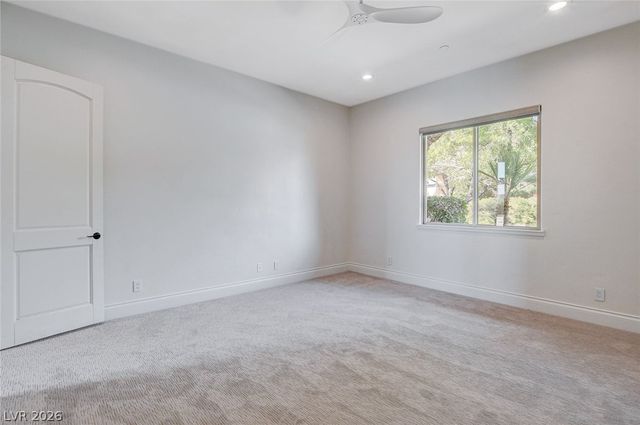 84 Kittansett Loop, Henderson, NV 89052