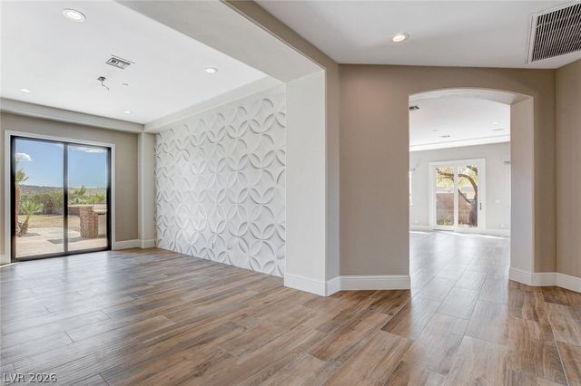 84 Kittansett Loop, Henderson, NV 89052