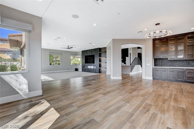 84 Kittansett Loop, Henderson, NV 89052