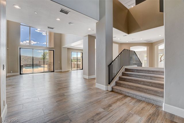 84 Kittansett Loop, Henderson, NV 89052