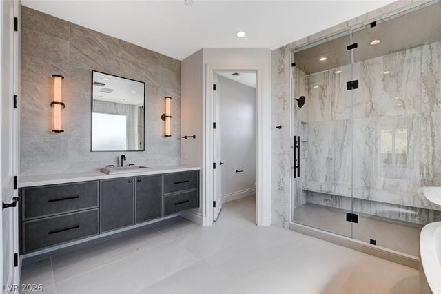 84 Kittansett Loop, Henderson, NV 89052