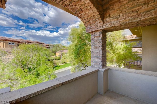 84 Kittansett Loop, Henderson, NV 89052