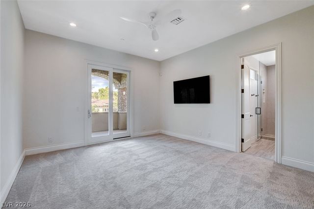 84 Kittansett Loop, Henderson, NV 89052