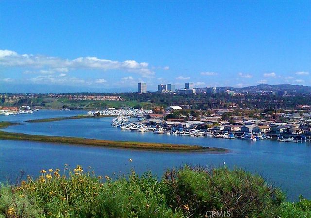 209 Tremont Drive, Newport Beach, CA 92660