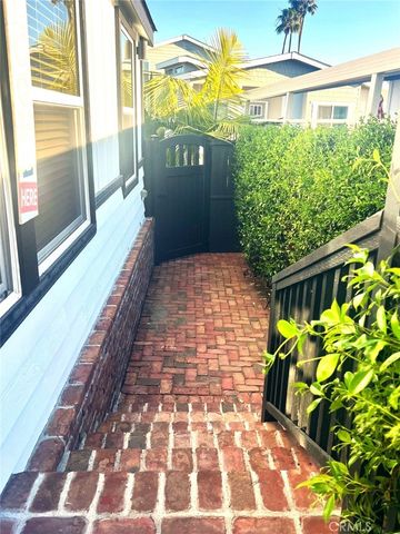 209 Tremont Drive, Newport Beach, CA 92660