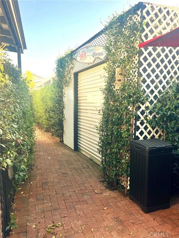 209 Tremont Drive, Newport Beach, CA 92660