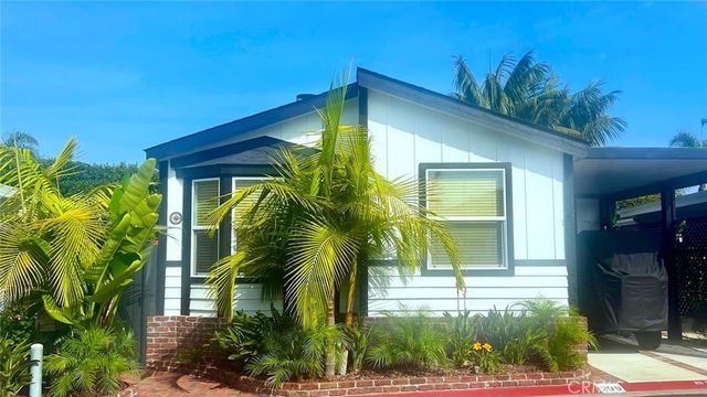 209 Tremont Drive, Newport Beach, CA 92660