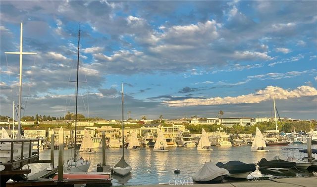 209 Tremont Drive, Newport Beach, CA 92660