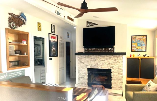 209 Tremont Drive, Newport Beach, CA 92660