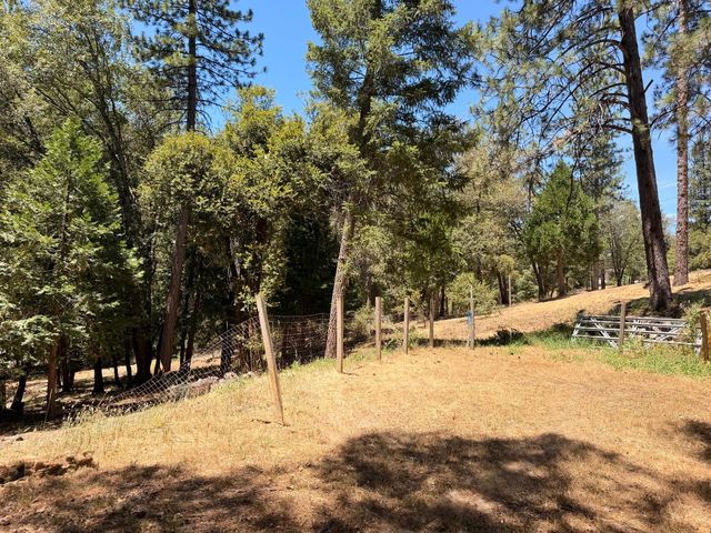 16404 Greenhorn Rd, Grass Valley, CA 95945