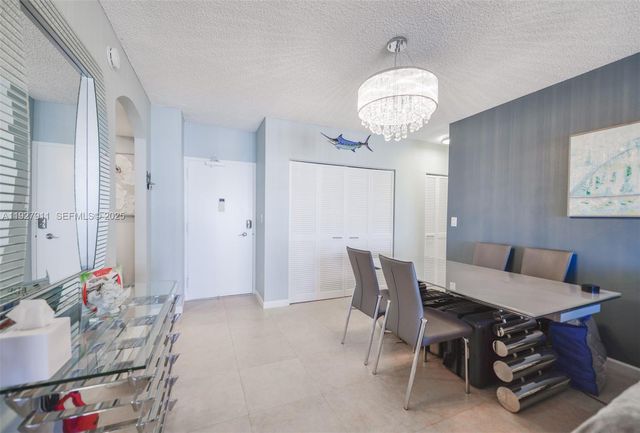 1950 S Ocean Dr 20D, Hallandale Beach, FL 33009