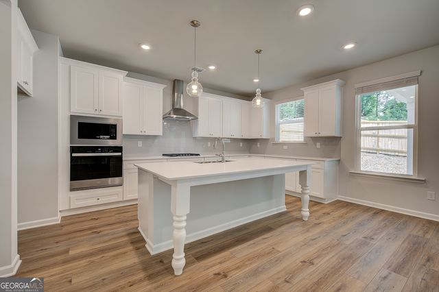 2325 Dixon Place, Lawrenceville, GA 30045