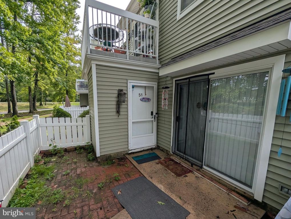 51 DEERBERRY LN, SOUTH BRUNSWICK TWP, NJ 08852 — photo 2