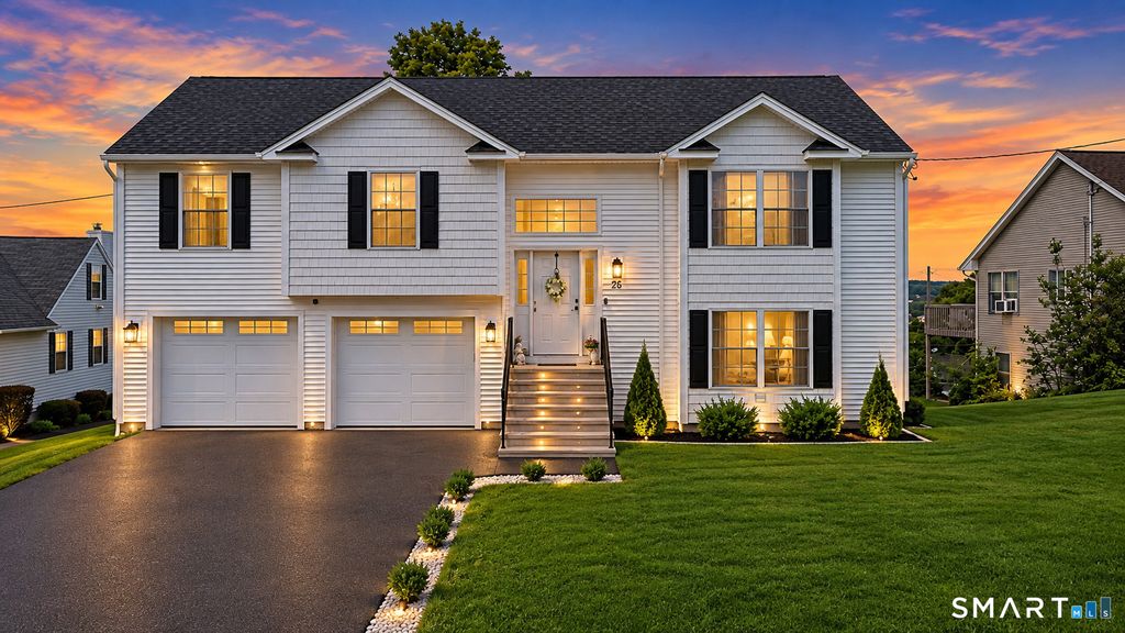 26 Crestview Lane, Waterbury, CT 06708