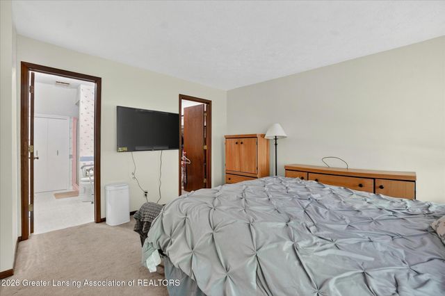 1981 Valleybrook Drive, Okemos, MI 48864