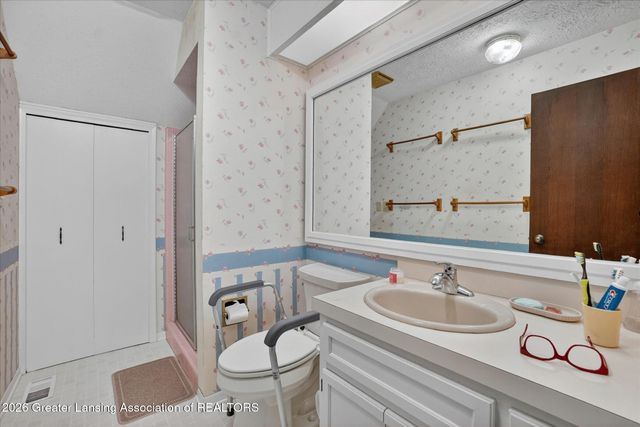 1981 Valleybrook Drive, Okemos, MI 48864