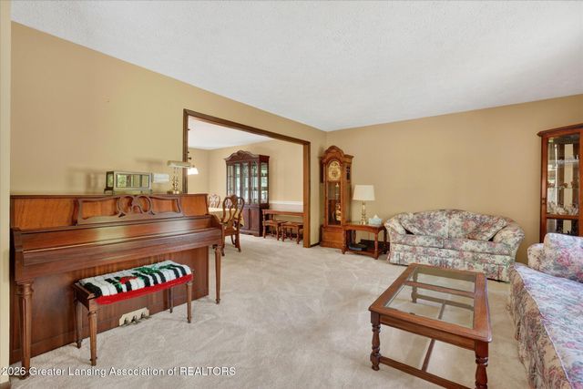 1981 Valleybrook Drive, Okemos, MI 48864