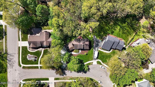 1981 Valleybrook Drive, Okemos, MI 48864