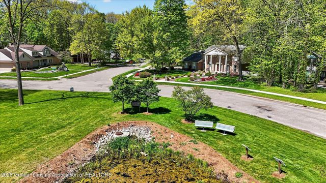 1981 Valleybrook Drive, Okemos, MI 48864