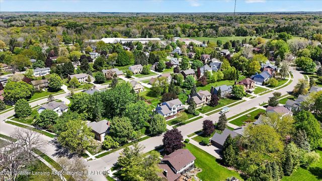 1981 Valleybrook Drive, Okemos, MI 48864