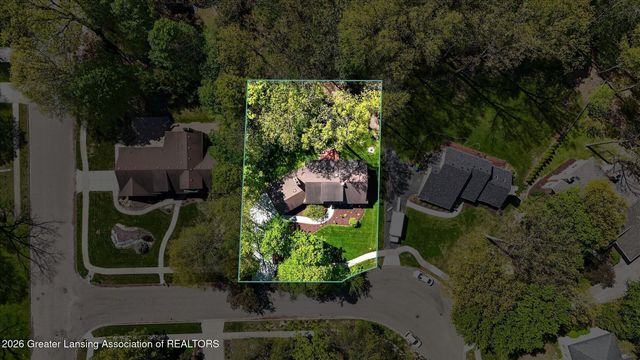 1981 Valleybrook Drive, Okemos, MI 48864