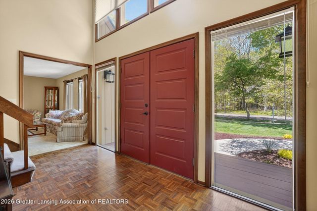 1981 Valleybrook Drive, Okemos, MI 48864