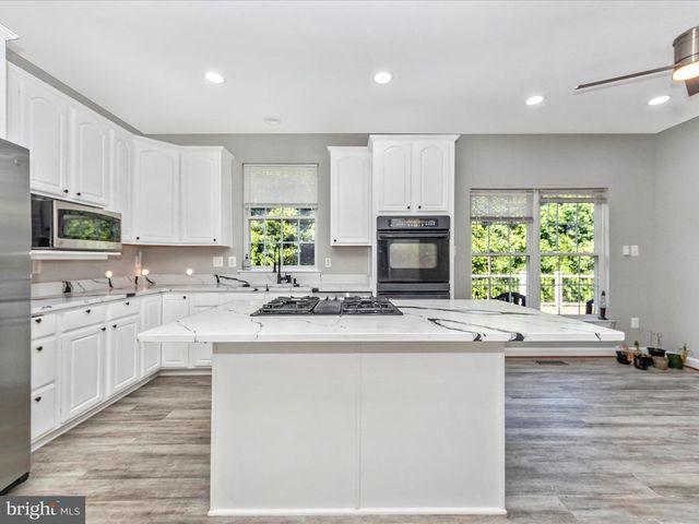 15310 LIONS DEN RD, Burtonsville, MD 20866
