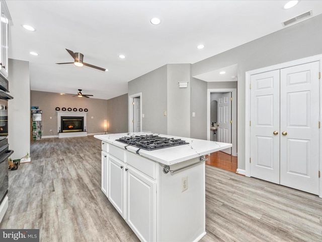 15310 LIONS DEN RD, Burtonsville, MD 20866