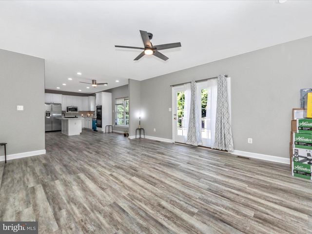 15310 LIONS DEN RD, Burtonsville, MD 20866
