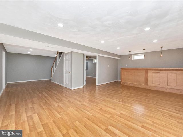 15310 LIONS DEN RD, Burtonsville, MD 20866