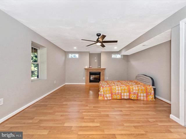15310 LIONS DEN RD, Burtonsville, MD 20866