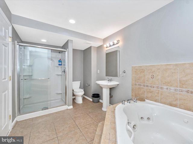15310 LIONS DEN RD, Burtonsville, MD 20866