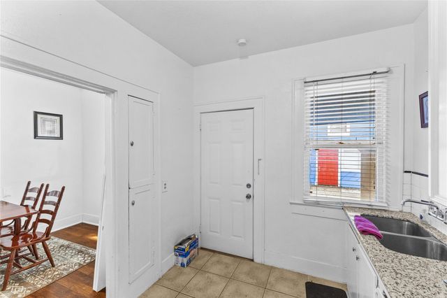 2509 Whitney Street A, Houston, TX 77006