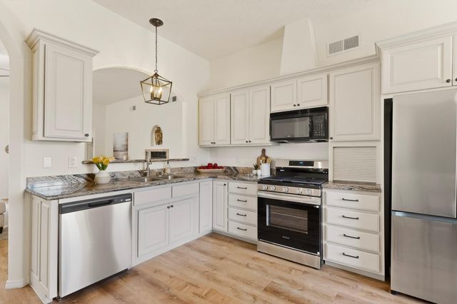 124 Tierra Del Sol Loop, Rio Communities, NM 87002