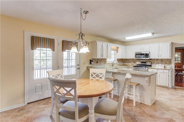 1974 Emerson Lake Circle, Snellville, GA 30078