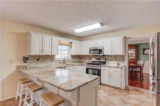 1974 Emerson Lake Circle, Snellville, GA 30078