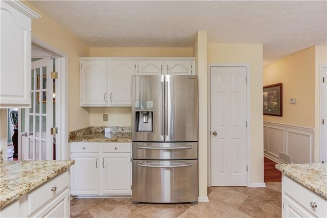 1974 Emerson Lake Circle, Snellville, GA 30078